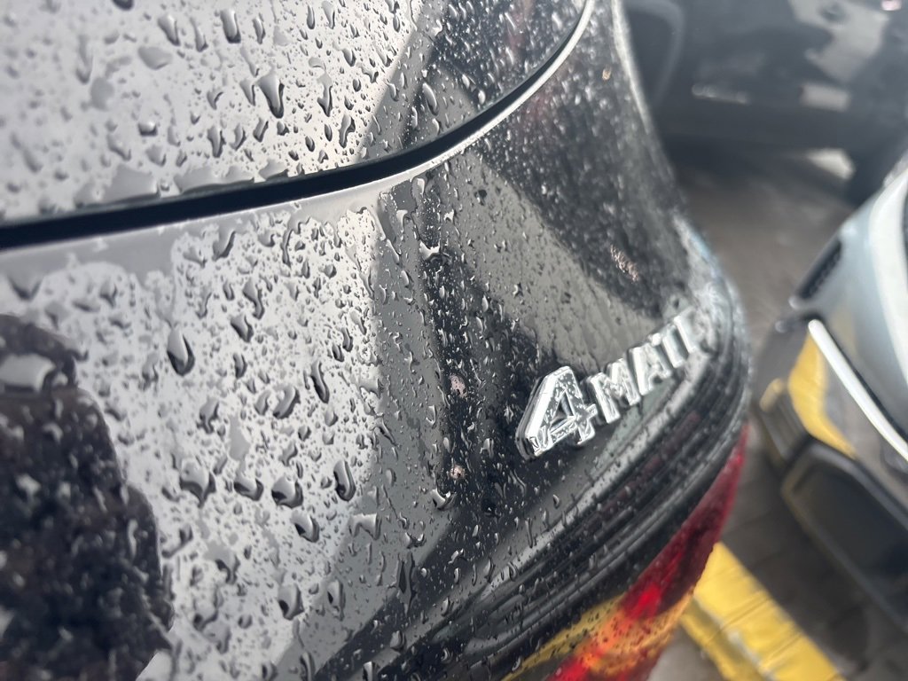 Used 2021 Mercedes-Benz GLC 300 4MATIC image 6