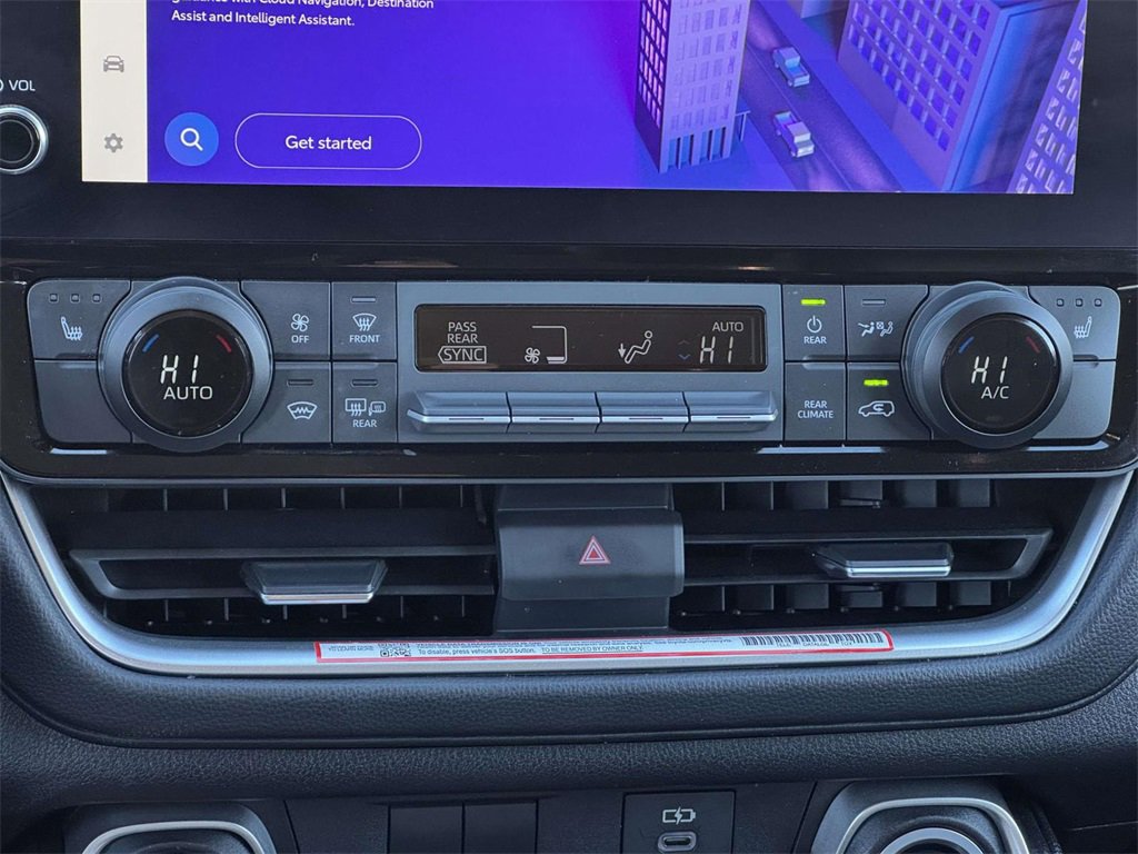 Used 2025 Toyota Grand Highlander XLE image 5