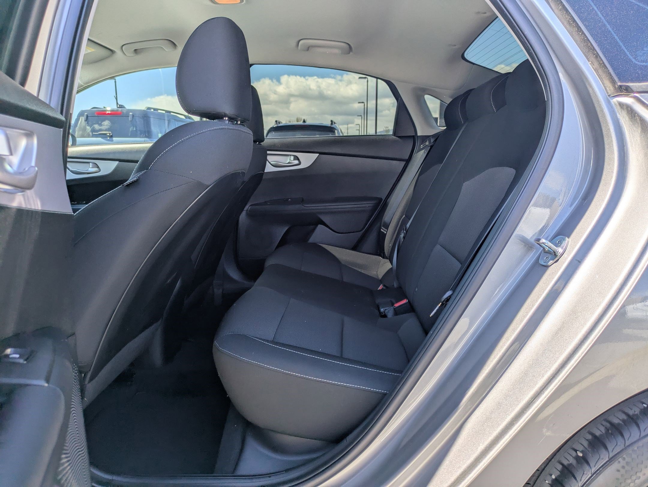 Used 2024 Kia Forte LXS w/ LXS Technology Package FWD image 27