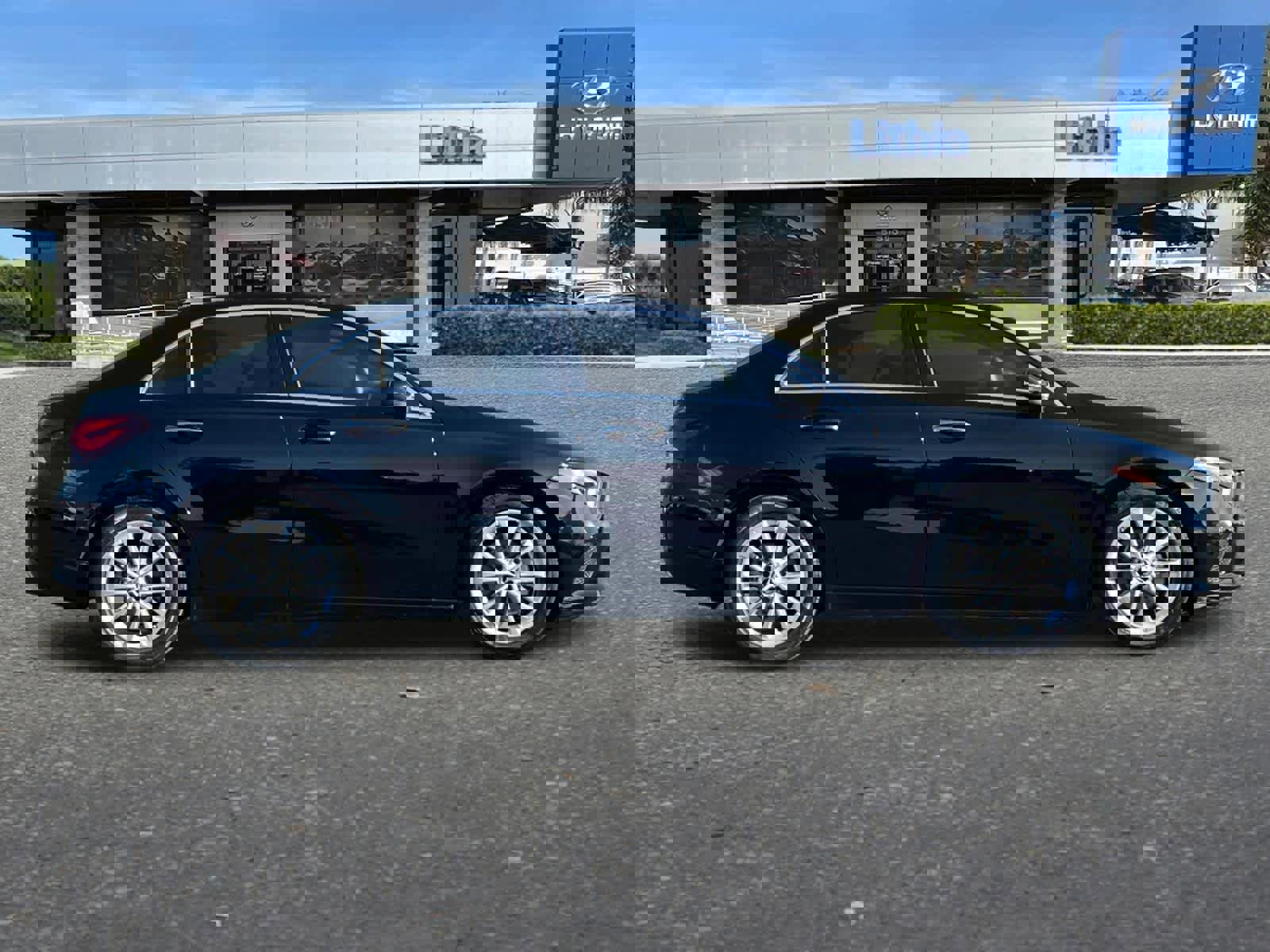 Used 2020 Mercedes-Benz A 220 image 8