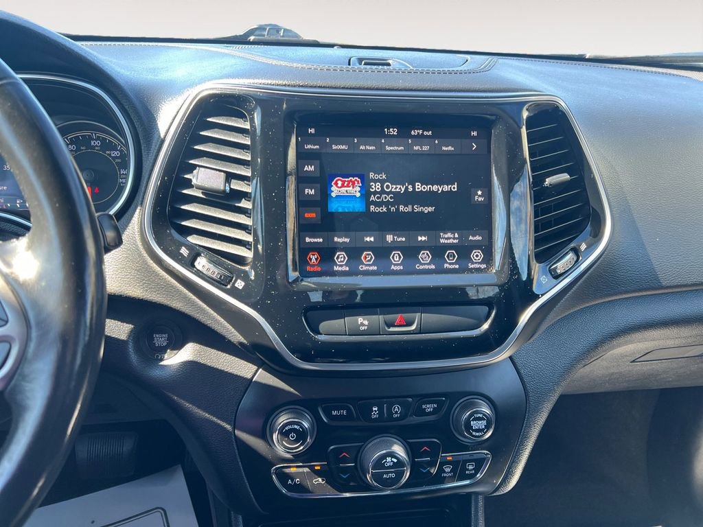 Used 2020 Jeep Cherokee Limited AWD/4WD image 24