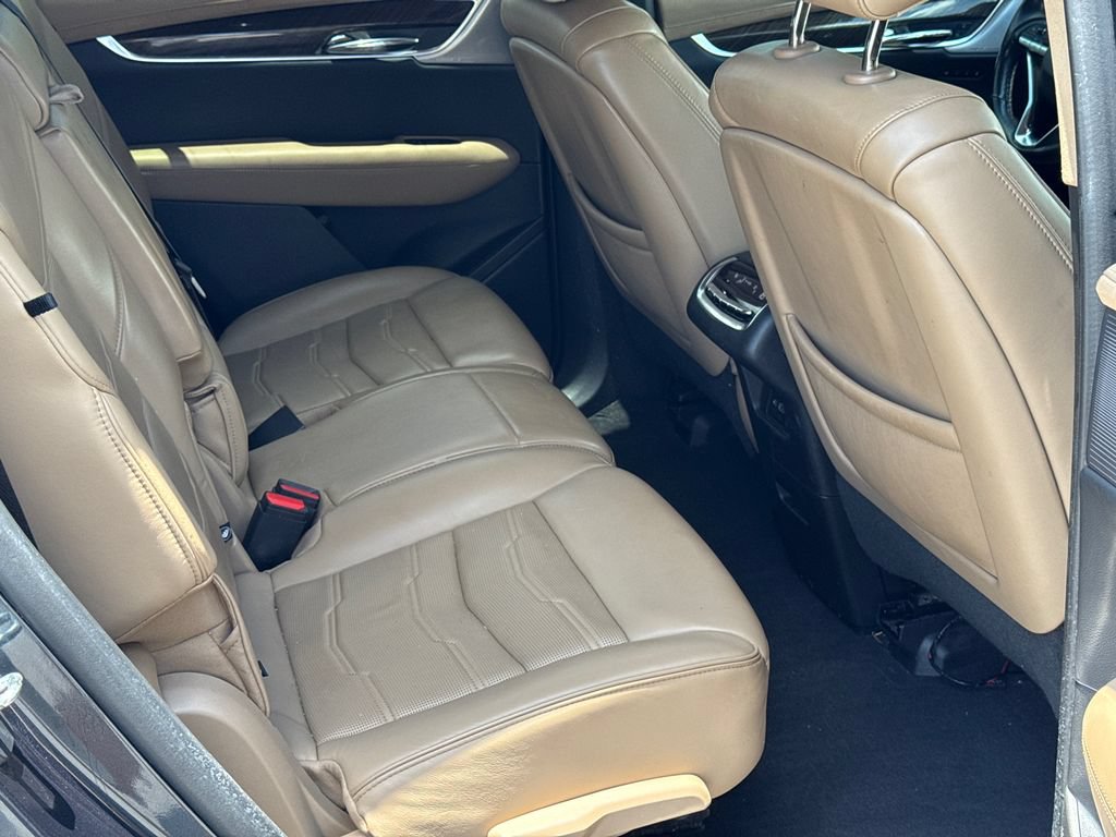 Used 2020 Cadillac XT6 Sport w/ Platinum Package AWD/4WD image 15