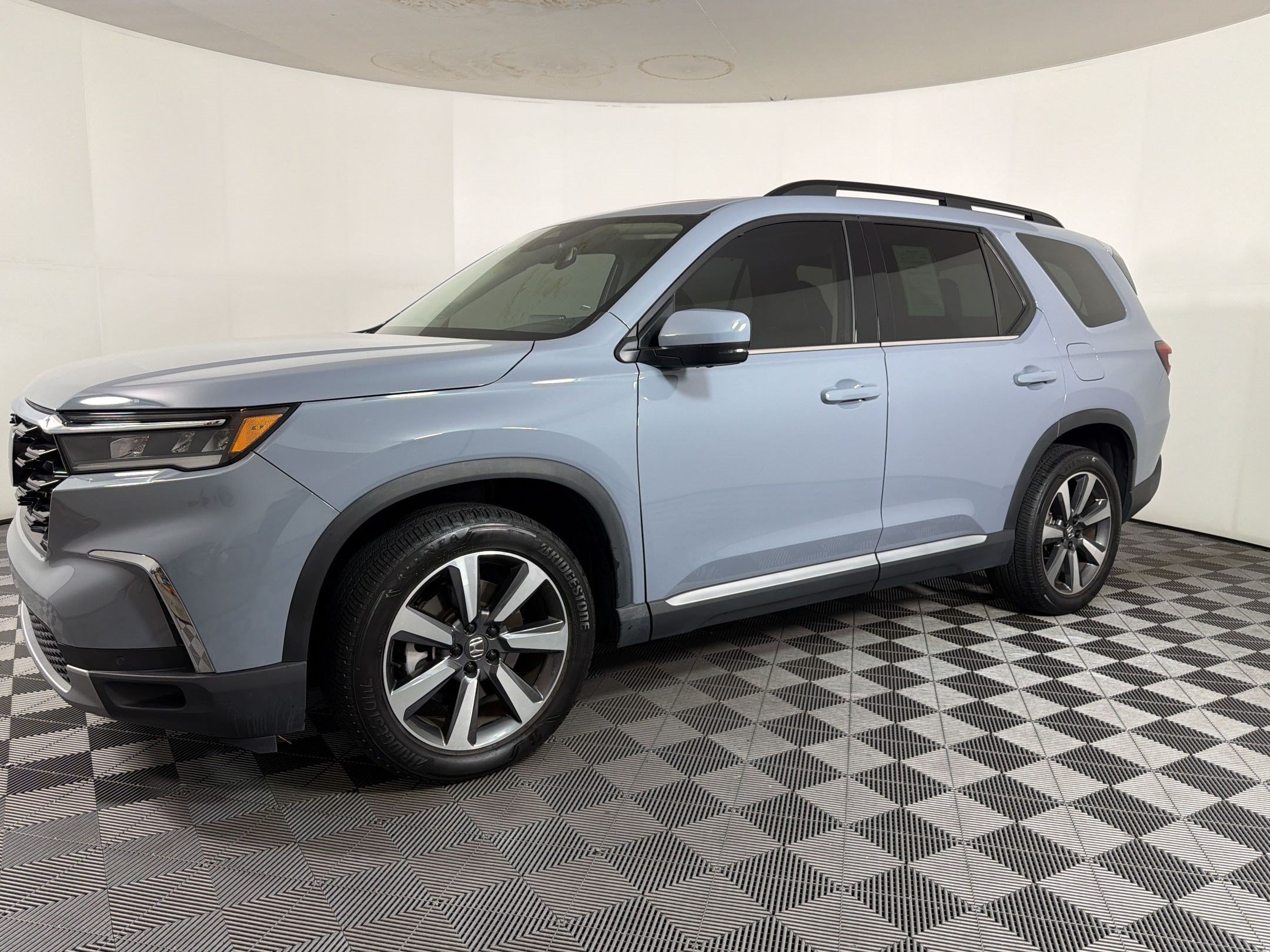 Used 2023 Honda Pilot Elite image 24