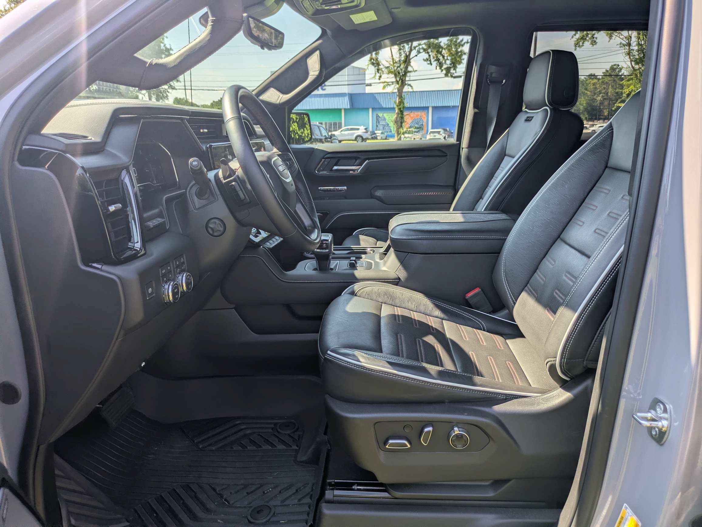 Used 2025 GMC Sierra 1500 AT4X AWD/4WD image 20