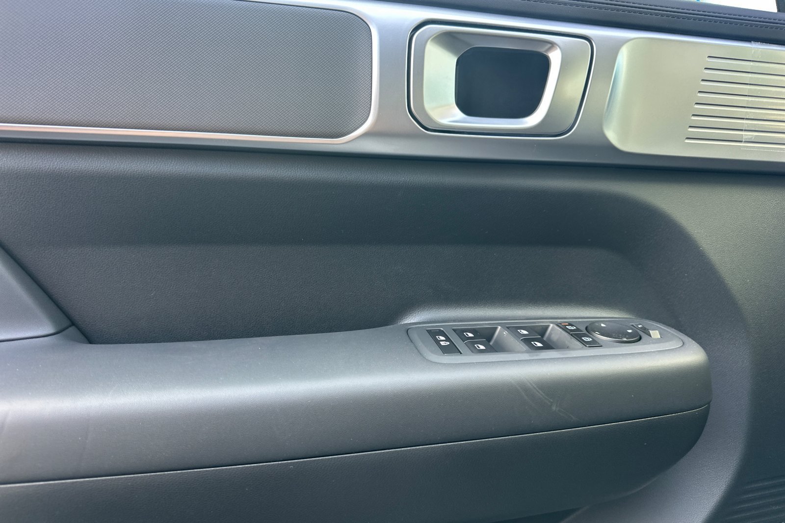 Certified 2026 Hyundai Santa Fe SE FWD image 14