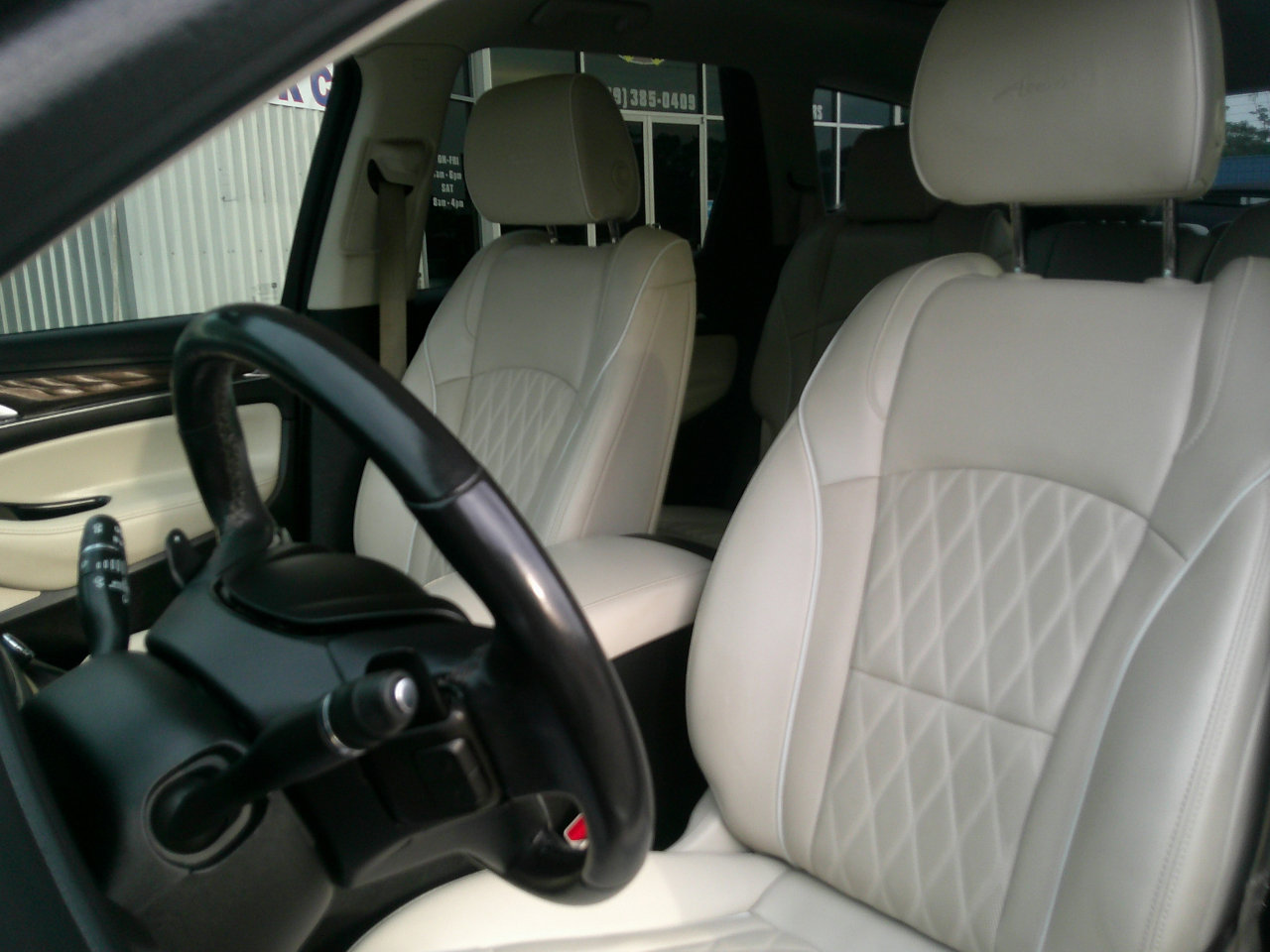 Used 2023 Buick Enclave Avenir w/ Avenir Technology Package image 11