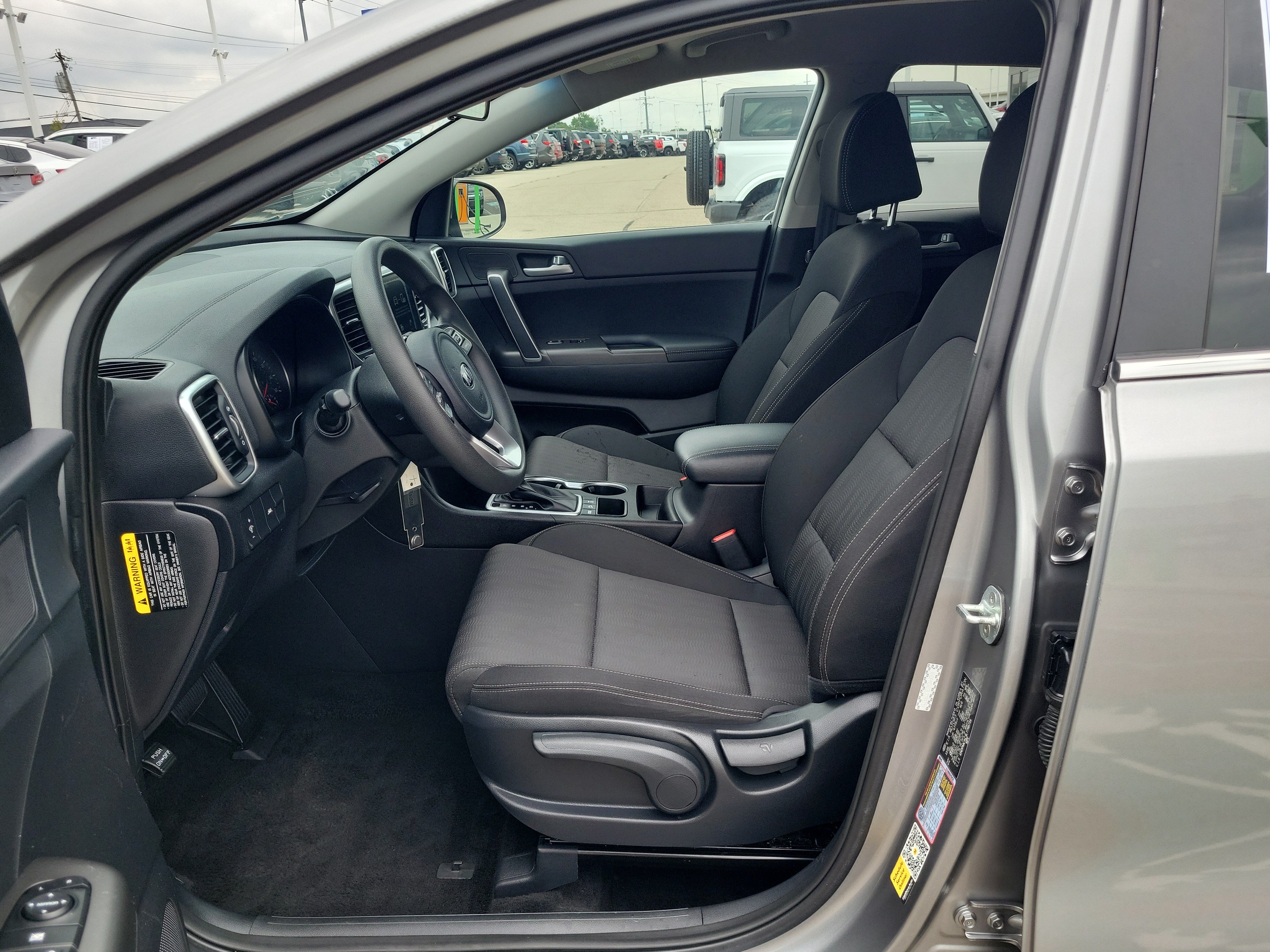 Used 2020 Kia Sportage LX AWD/4WD image 14