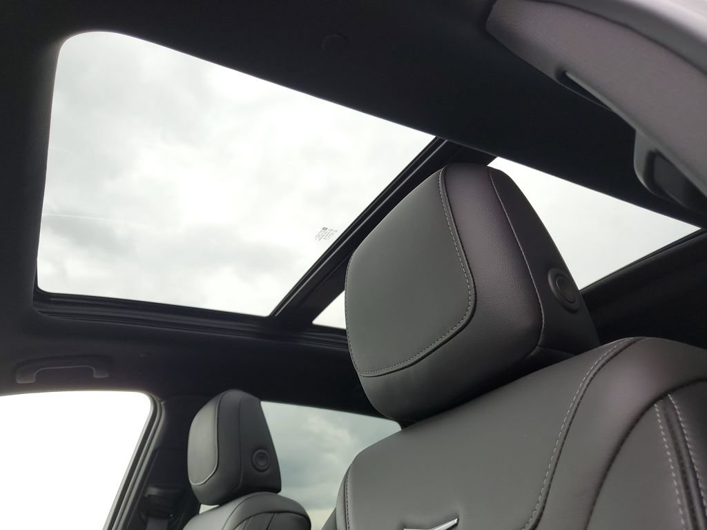Certified 2024 Cadillac XT5 Premium Luxury FWD image 6
