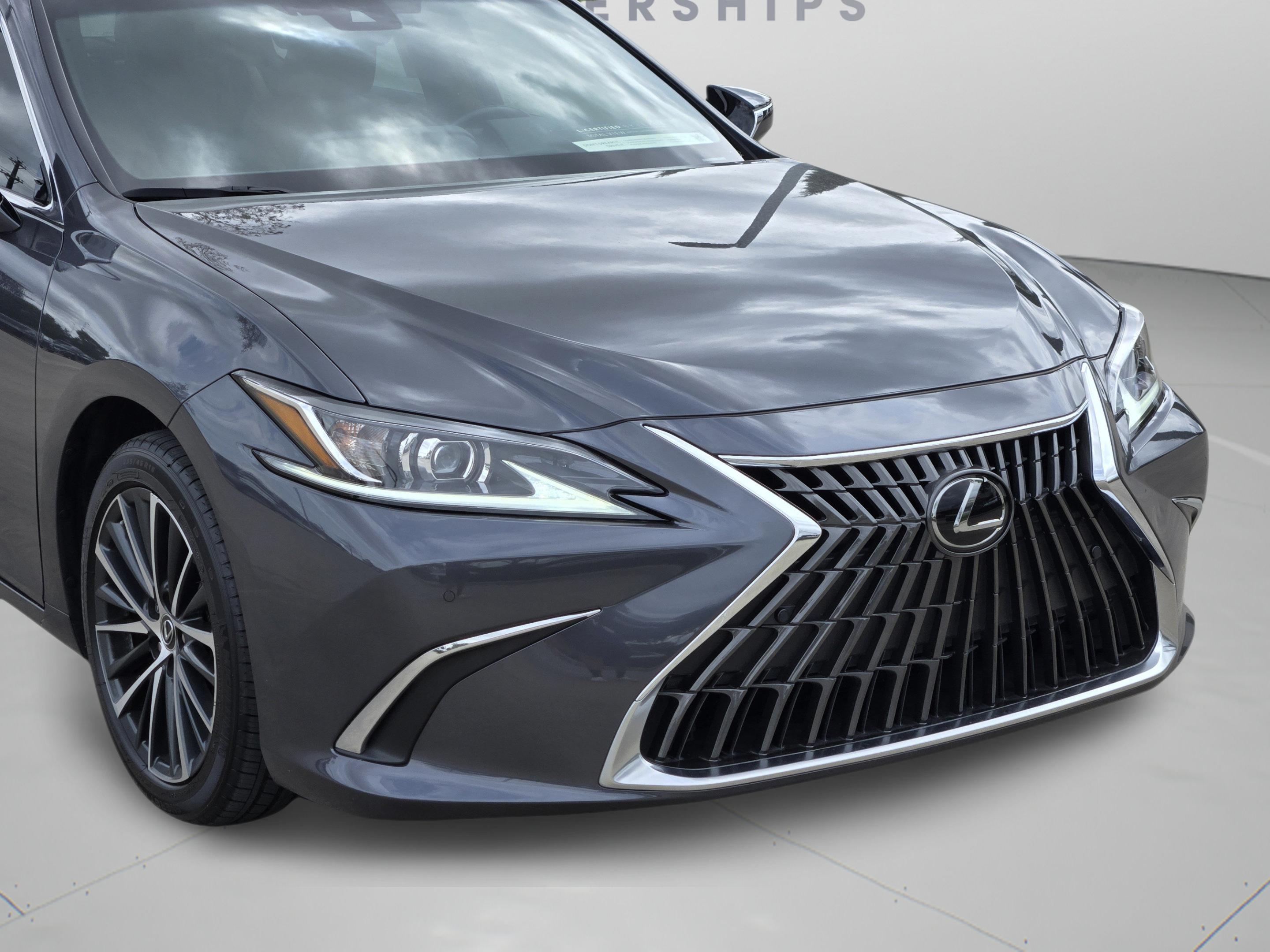 Used 2025 Lexus ES 350 w/ Premium Package FWD image 34