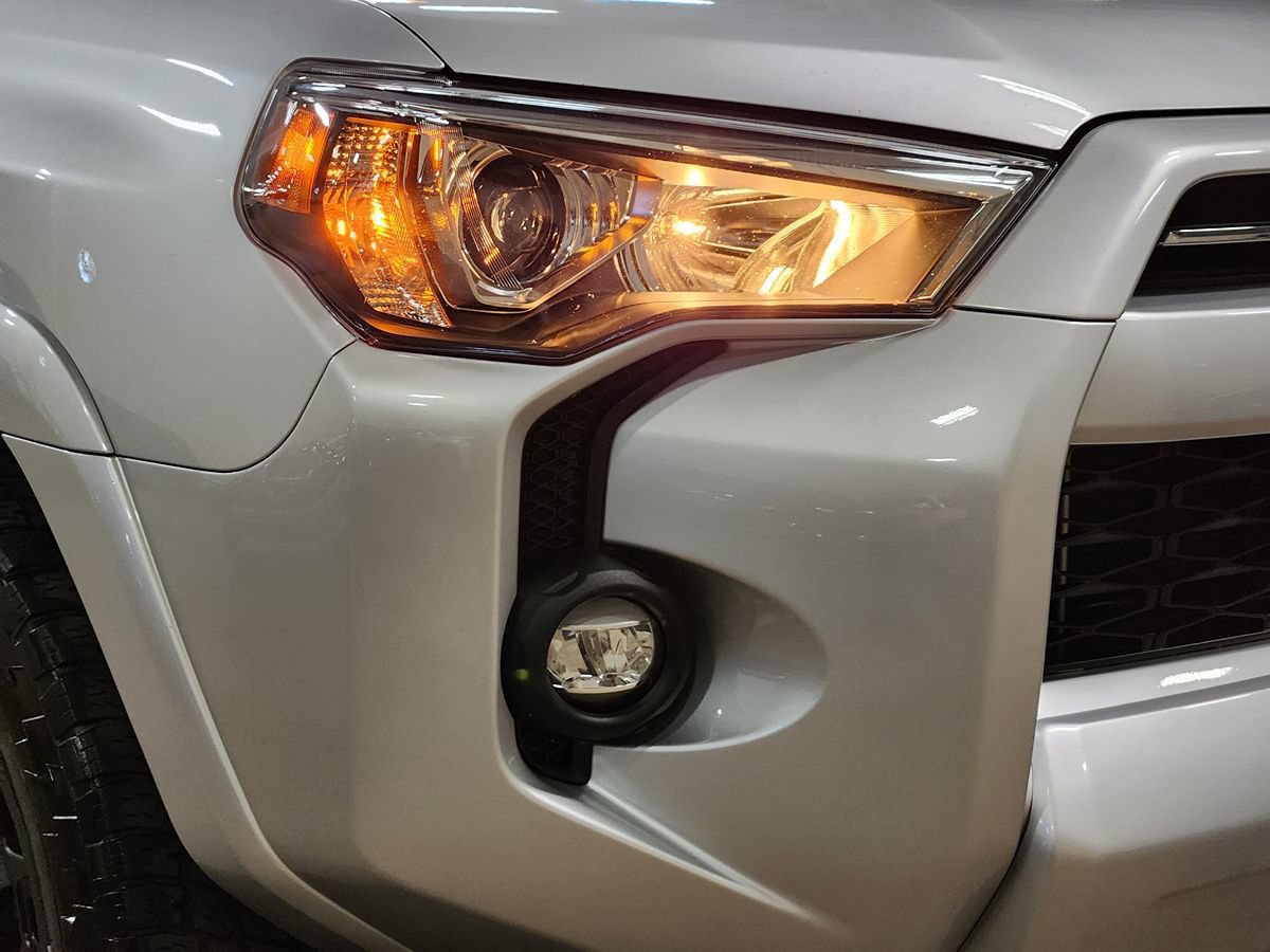 Used 2023 Toyota 4Runner TRD Off-Road Premium w/ Off Road Premium Plus Package AWD/4WD image 13