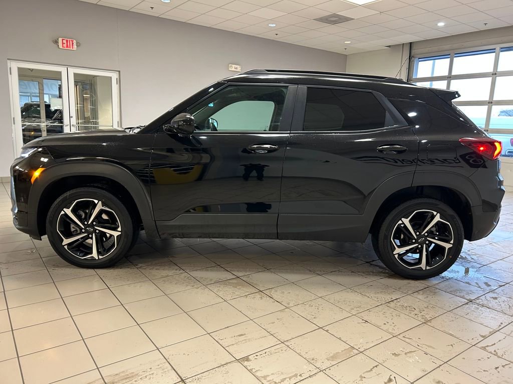 Used 2022 Chevrolet TrailBlazer RS w/ Technology Package image 4