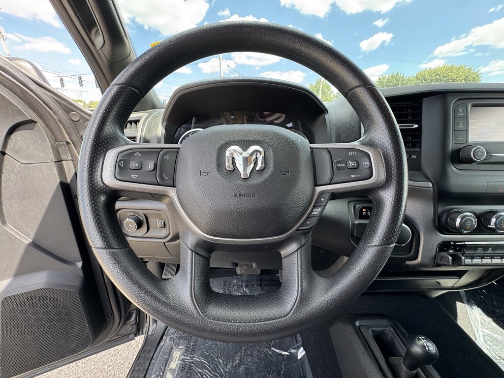 Used 2024 RAM 2500 Tradesman w/ Chrome Appearance Group image 21