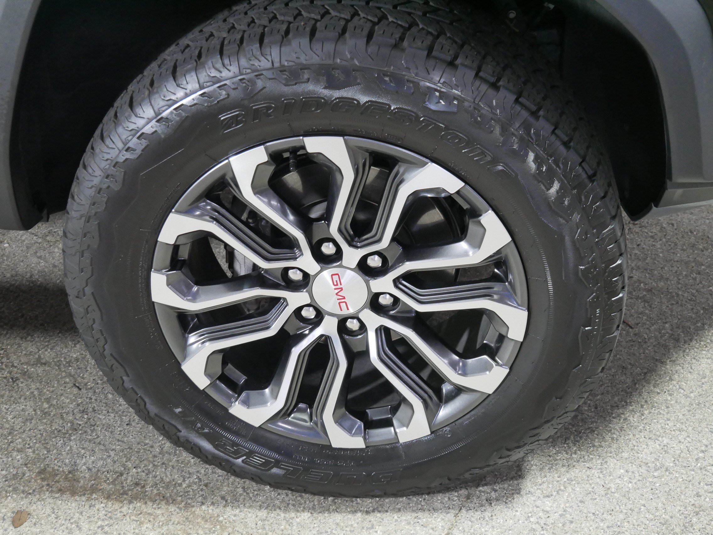 Used 2026 GMC Canyon Denali AWD/4WD image 15