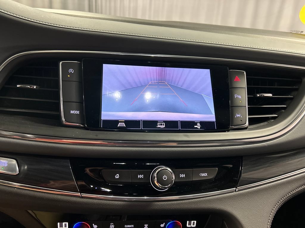Used 2024 Buick Enclave Essence w/ Sport Touring Edition FWD image 18