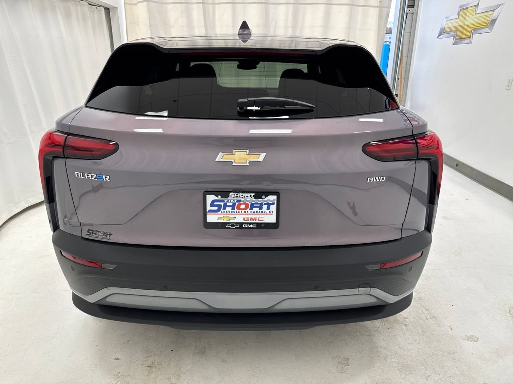 New 2026 Chevrolet Blazer EV LT AWD/4WD image 5