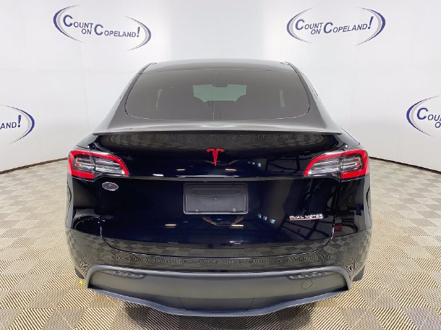 Used 2023 Tesla Model Y Performance AWD/4WD image 5