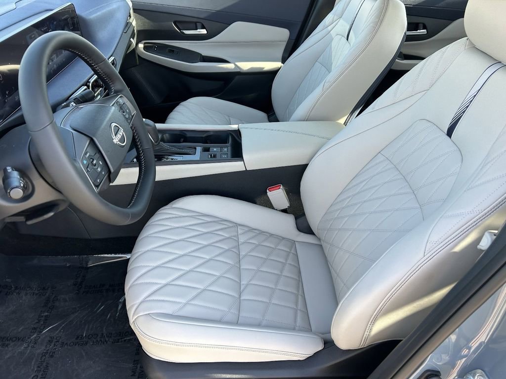 New 2026 Nissan Sentra SL w/ Floor Mat Package image 16