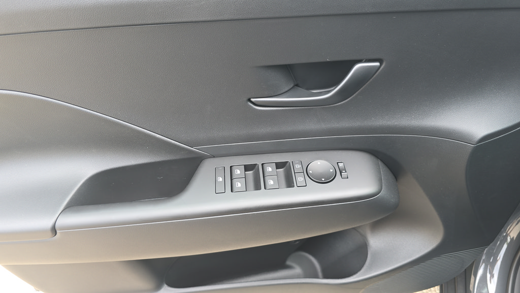 New 2027 Hyundai Kona SEL Sport AWD/4WD image 15