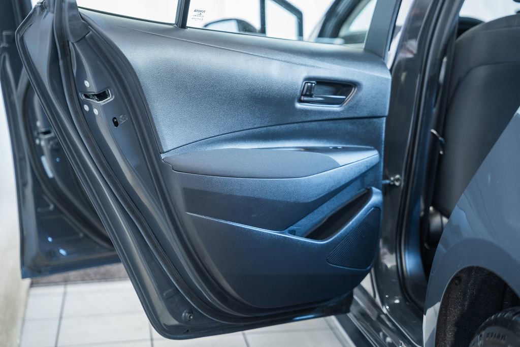Used 2024 Toyota Corolla LE image 31
