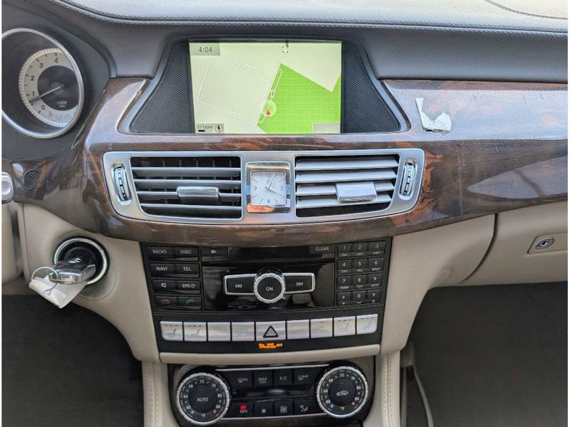 Used 2013 Mercedes-Benz CLS 550 550 4MATIC w/ Premium I Pkg image 23