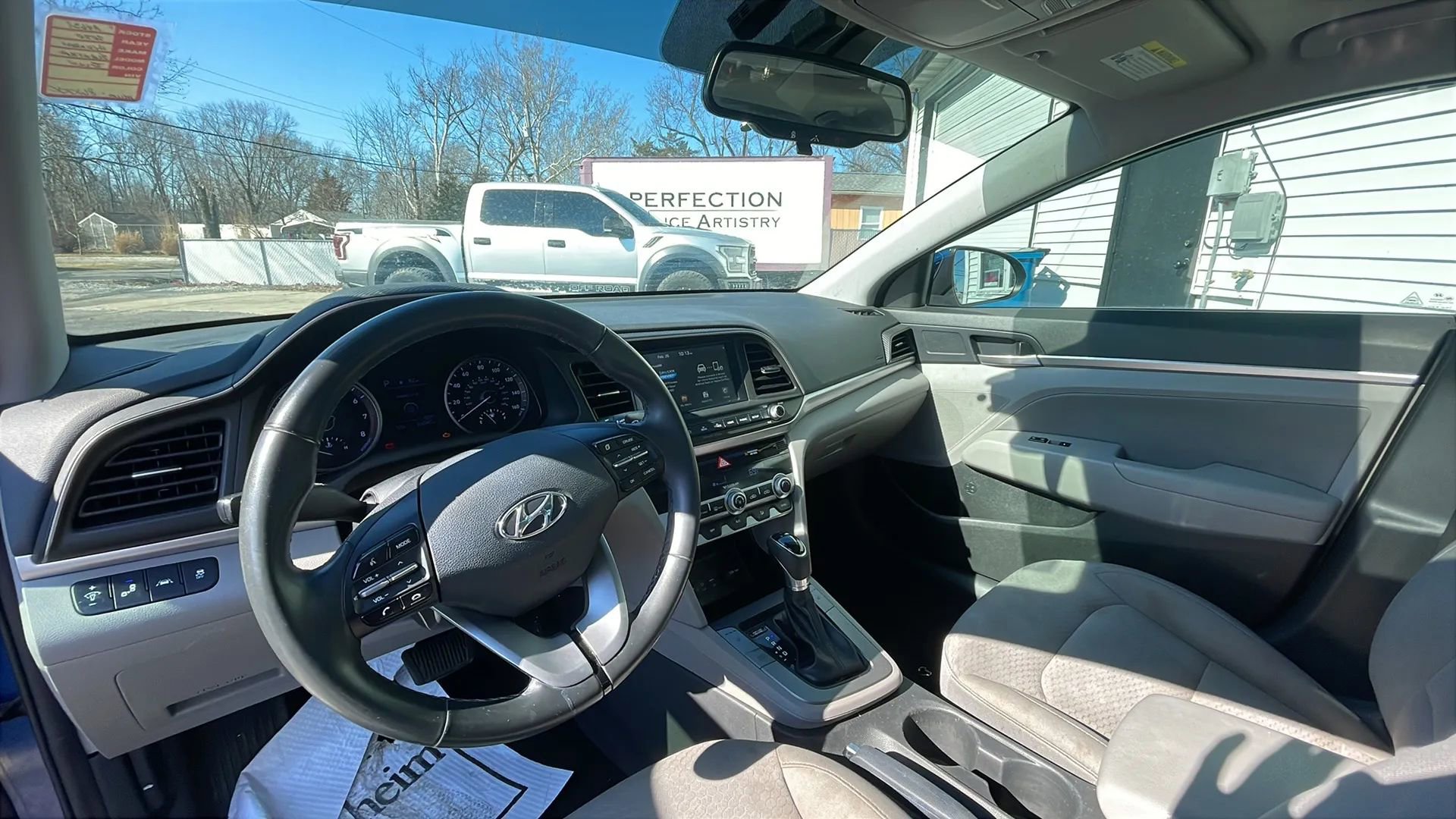 Used 2020 Hyundai Elantra Value Edition w/ Cargo Package (C1) image 16