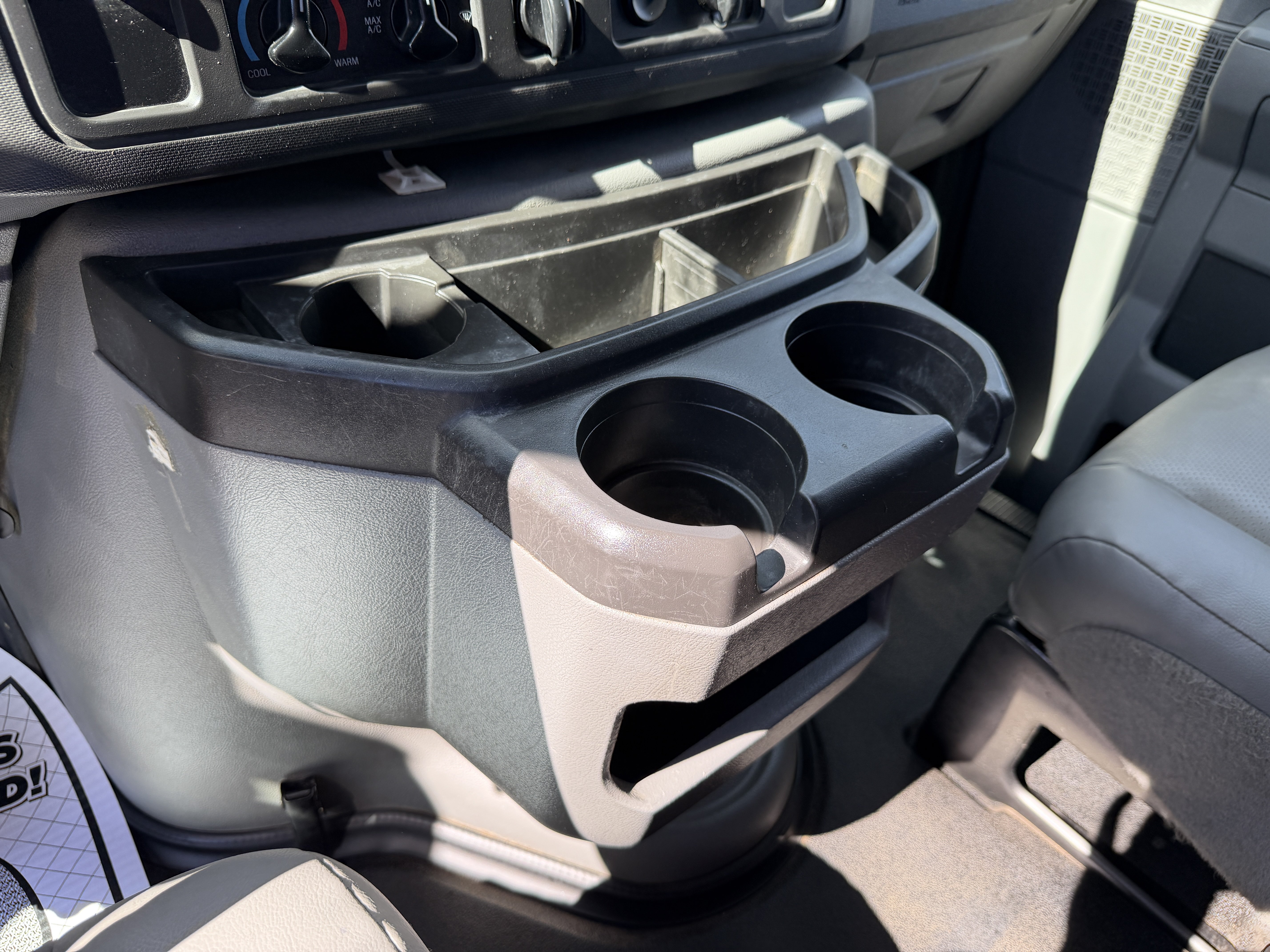 Used 2014 Ford E-350 and Econoline 350 Super Duty w/ Power Windows & Locks Group RWD image 27