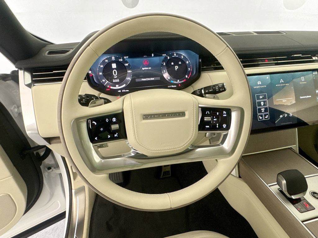 New 2026 Land Rover Range Rover SE image 11