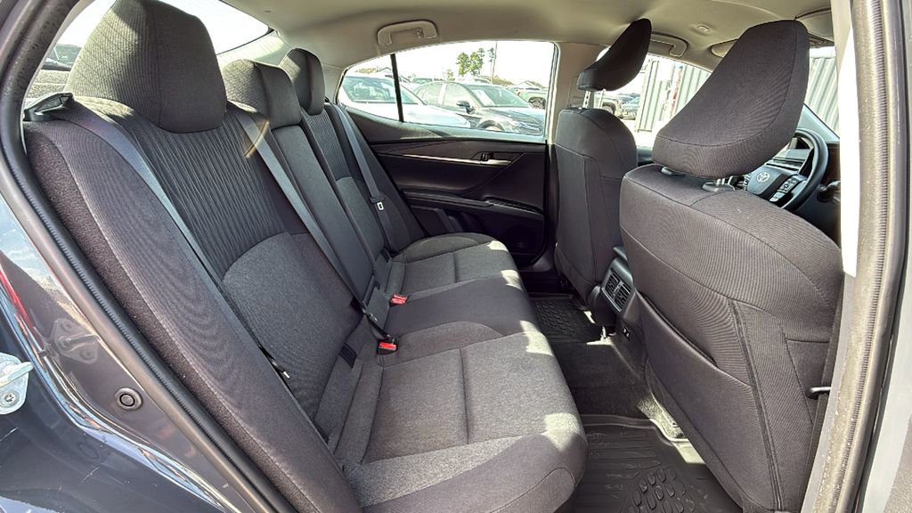 Used 2025 Toyota Camry LE FWD image 28