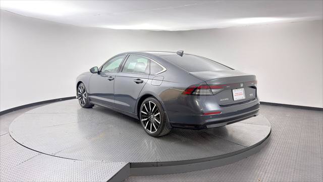 Used 2023 Honda Accord Touring image 6