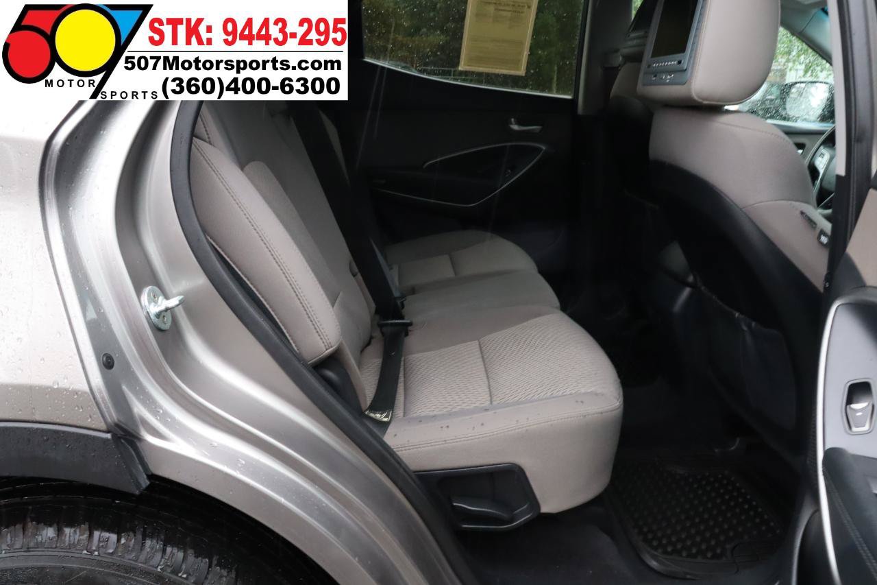 Used 2017 Hyundai Santa Fe Sport FWD image 17