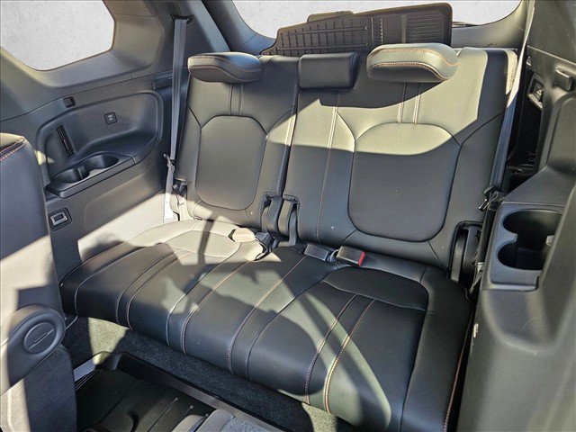 Used 2025 Honda Pilot TrailSport image 20