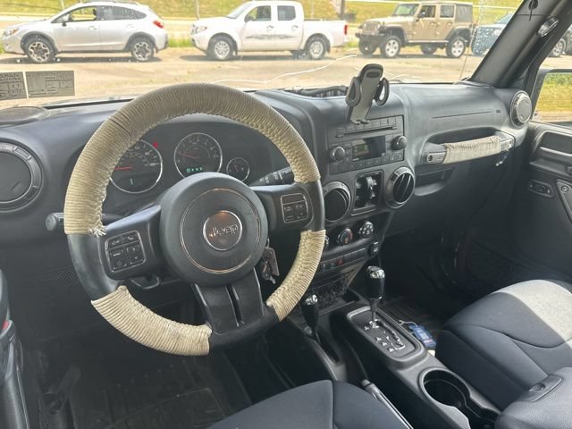 Used 2018 Jeep Wrangler Unlimited Sport S AWD/4WD image 11