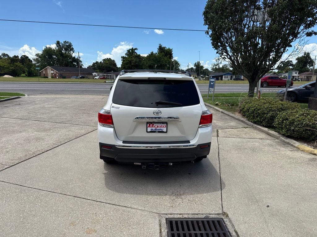 Used 2013 Toyota Highlander Limited FWD image 6