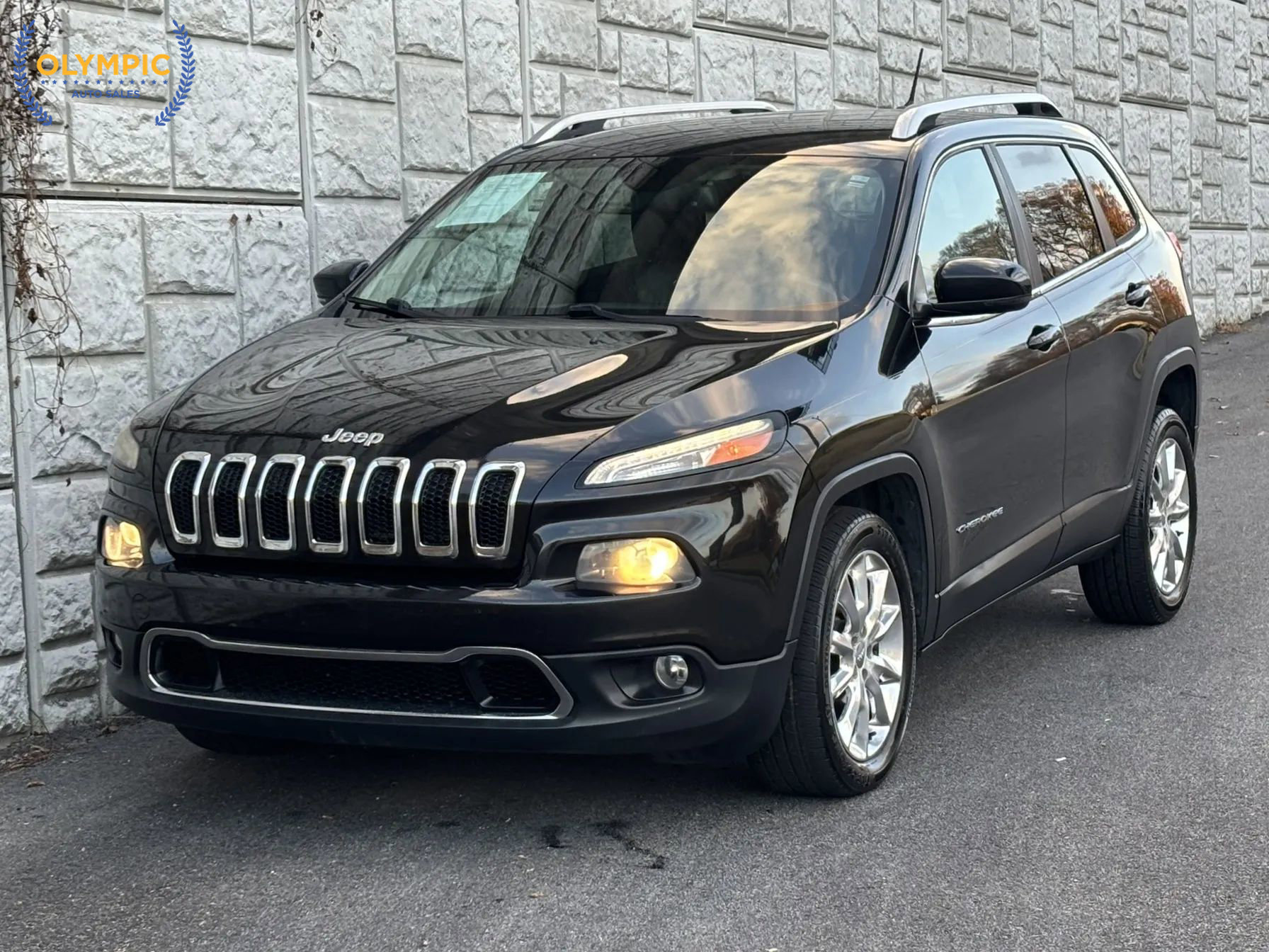 Used 2014 Jeep Cherokee Limited w/ Trailer Tow Group