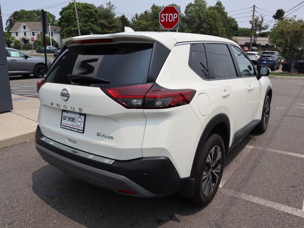 Certified 2022 Nissan Rogue SV image 7