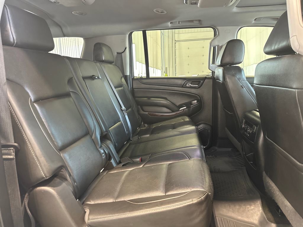 Used 2018 GMC Yukon XL SLT w/ Open Road Package AWD/4WD image 34