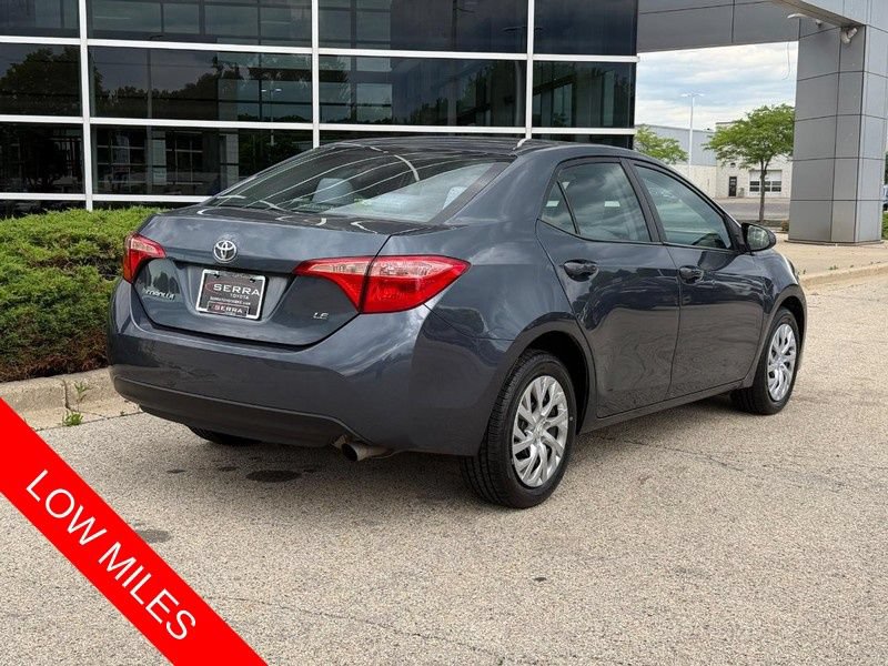 Used 2018 Toyota Corolla LE FWD image 3