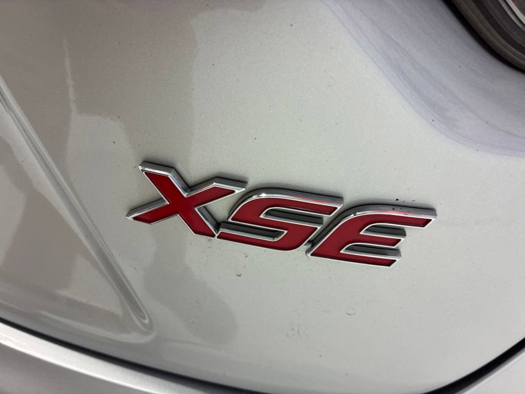 Used 2020 Toyota Corolla XSE FWD image 30
