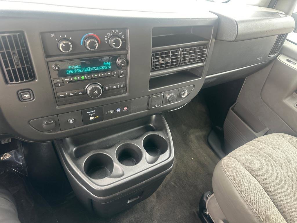 Used 2017 Chevrolet Express 3500 LT w/ LT Preferred Equipment Group image 11