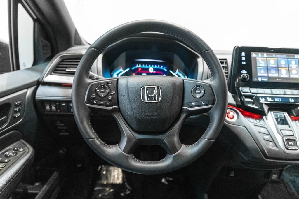 Used 2024 Honda Odyssey Sport image 16
