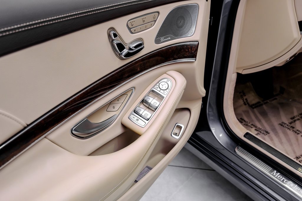 Used 2019 Mercedes-Benz S 560 4MATIC Sedan image 45
