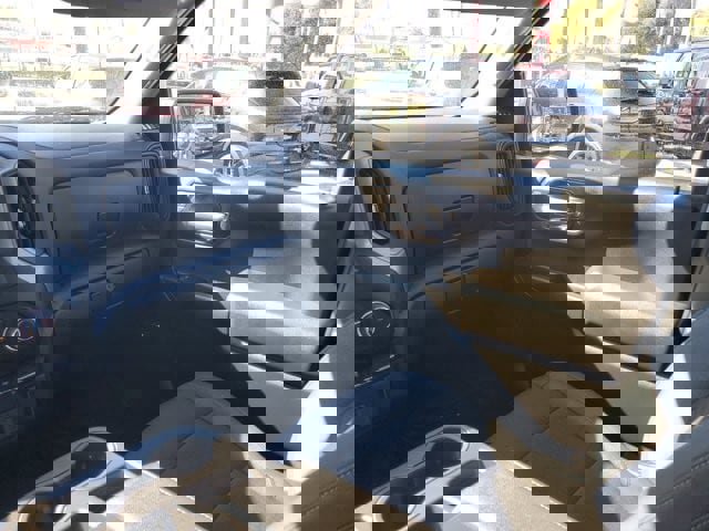 Used 2023 Chevrolet Silverado 1500 Custom image 15