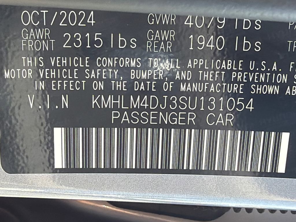 Used 2025 Hyundai Elantra Blue w/ Cargo Package FWD image 31