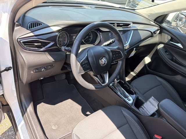Used 2023 Buick Encore GX Preferred FWD image 22