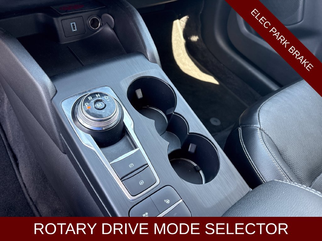 Certified 2020 Ford Escape Titanium AWD/4WD image 14