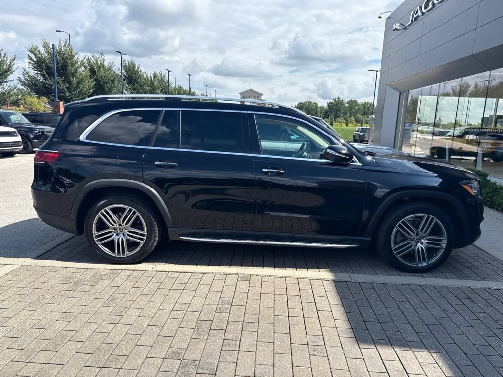 Used 2020 Mercedes-Benz GLS 450 4MATIC image 4