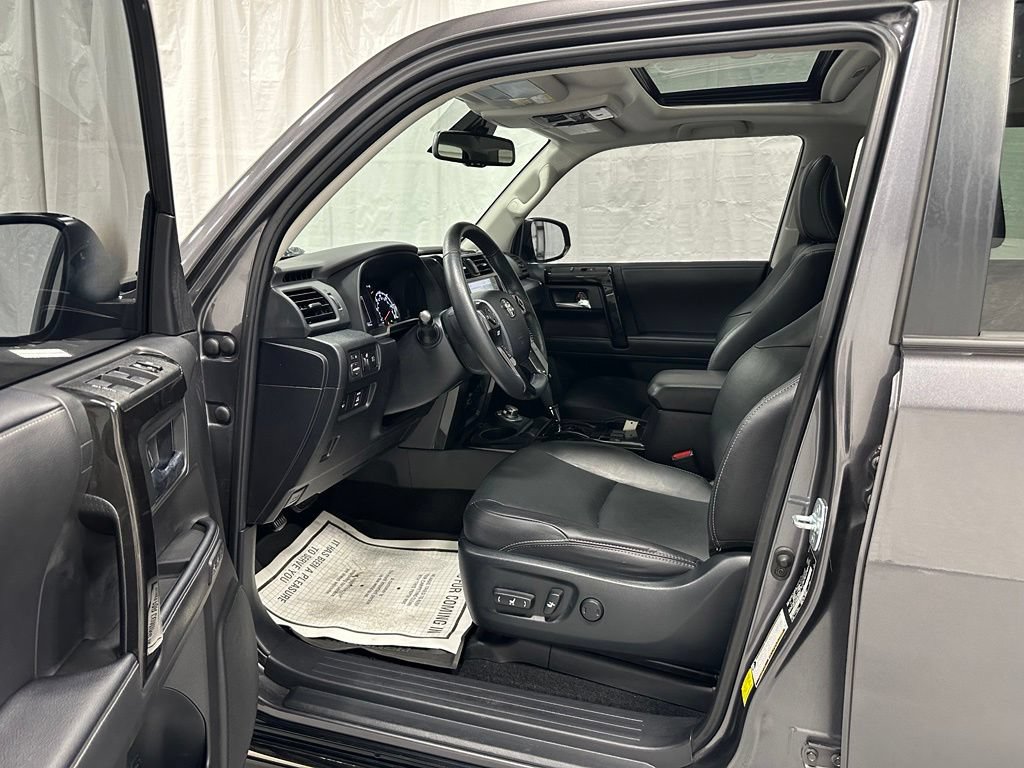 Used 2021 Toyota 4Runner Nightshade AWD/4WD image 10