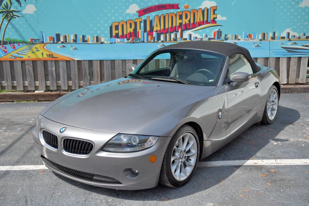 Used 2005 BMW Z4 2.5i