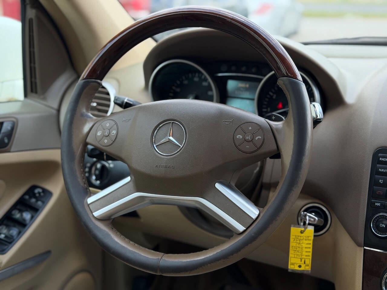 Used 2011 Mercedes-Benz ML 550 4MATIC image 13