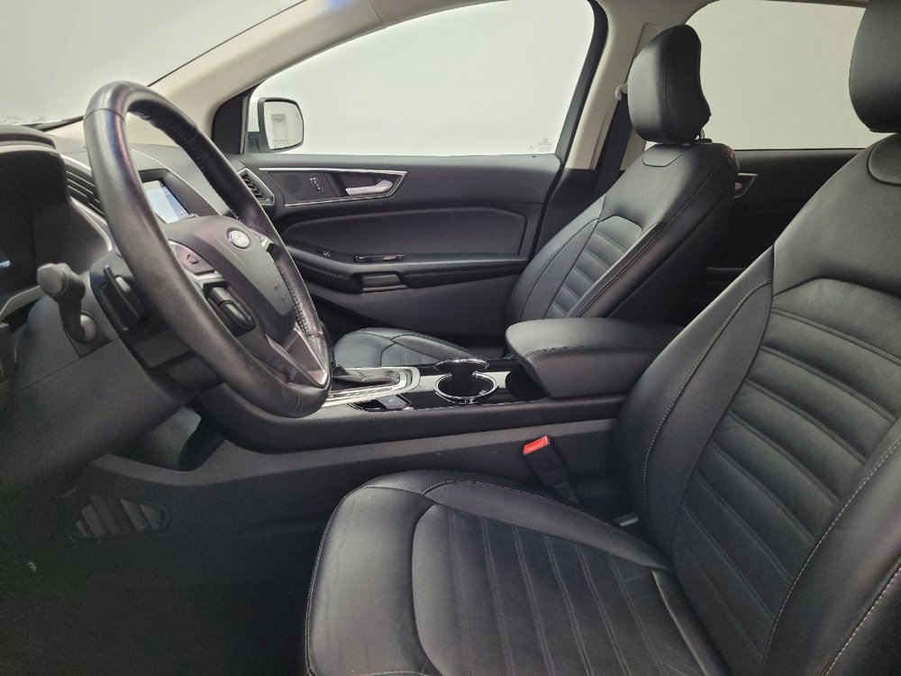 Used 2016 Ford Edge SEL w/ Equipment Group 201A AWD/4WD image 17